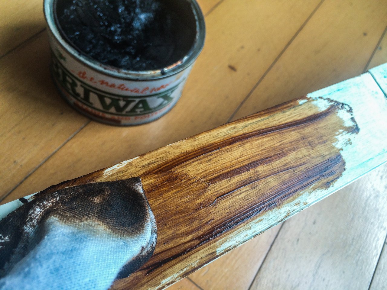 DIY Window Shelves-09